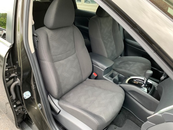 Used-2016-Nissan-Rogue-SV-Premium