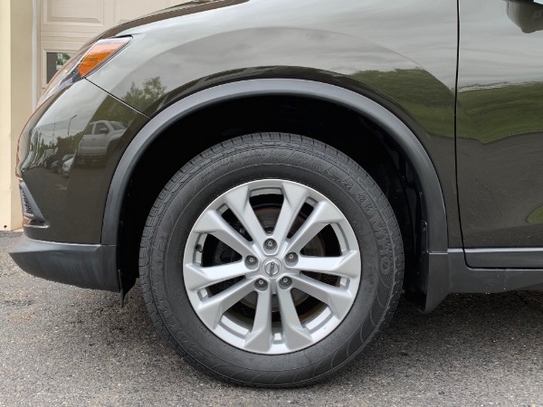 Used-2016-Nissan-Rogue-SV-Premium
