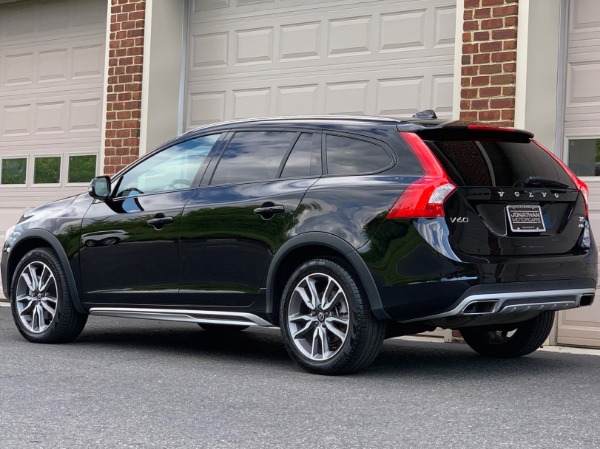 Used-2018-Volvo-V60-Cross-Country-T5-Premier