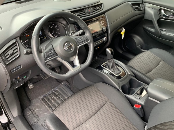 Used-2017-Nissan-Rogue-SV-Star-Wars-Edition