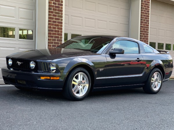 Used-2007-Ford-Mustang-GT-Premium