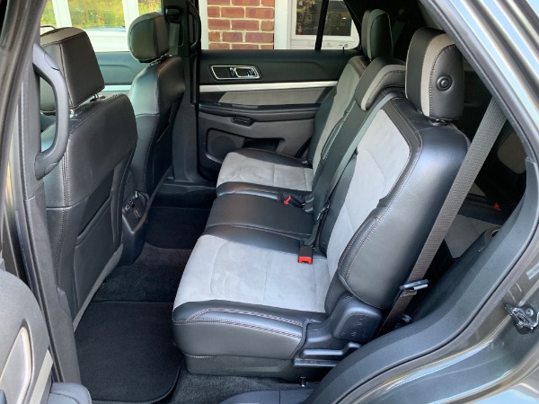 Used-2017-Ford-Explorer-XLT-Sport-Appearance