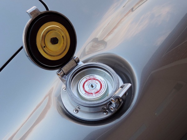 Used-1965-Backdraft-Racing-Custom-Cobra-RT3-Roadster---Iconic-427s