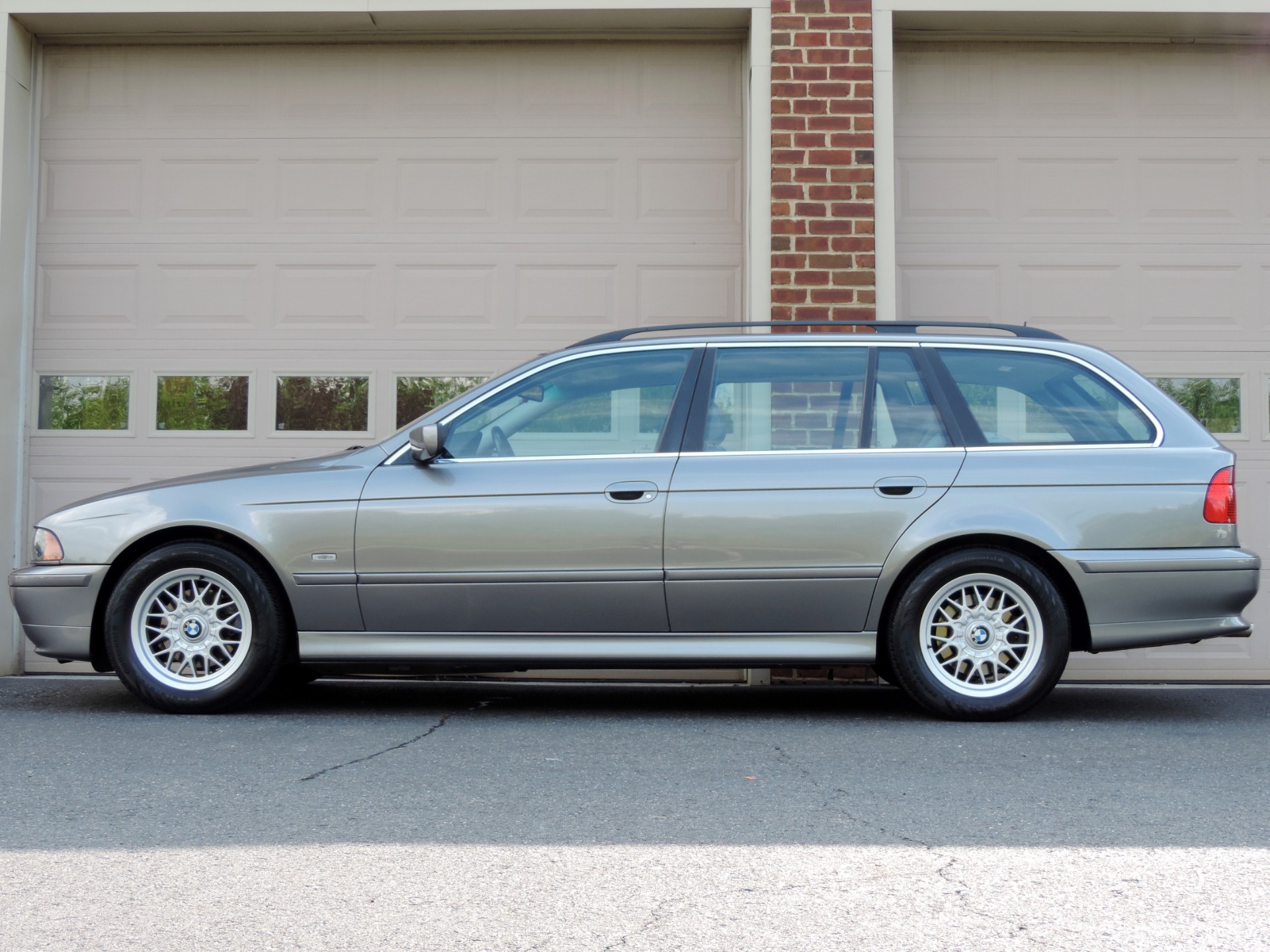 2002 BMW 5 Series