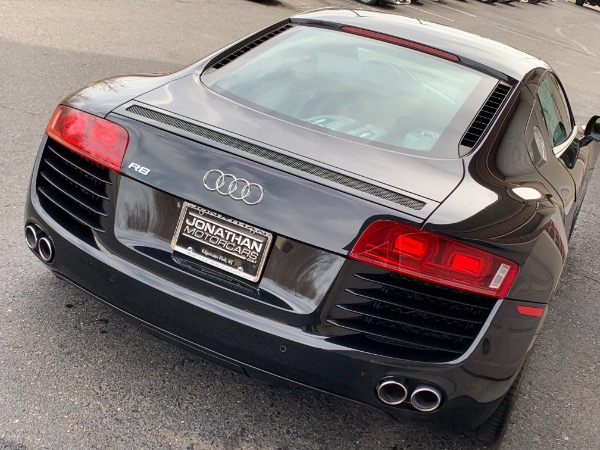 Used-2009-Audi-R8-Quattro-Premium