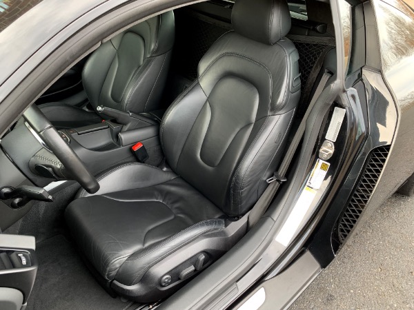 Used-2009-Audi-R8-Quattro-Premium