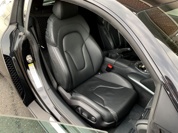 Used-2009-Audi-R8-Quattro-Premium