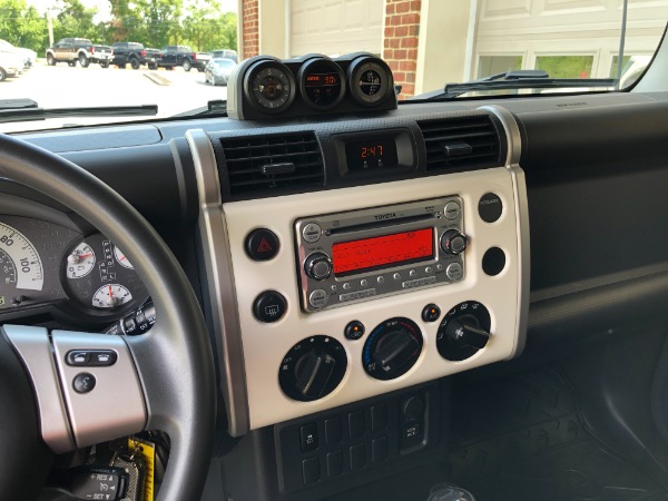 Used-2013-Toyota-FJ-Cruiser