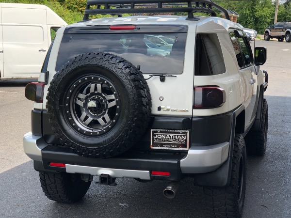 Used-2013-Toyota-FJ-Cruiser