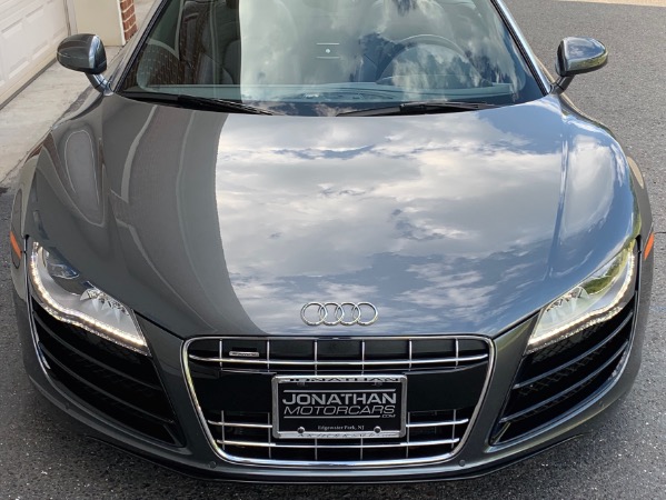 Used-2012-Audi-R8-52-quattro-Spyder