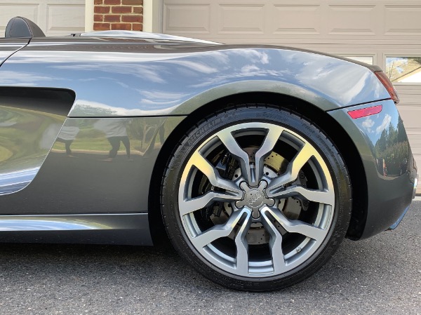 Used-2012-Audi-R8-52-quattro-Spyder