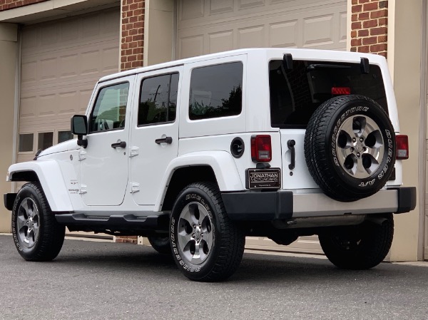 Used-2018-Jeep-Wrangler-Unlimited-Sahara