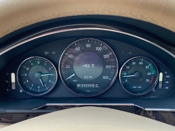 Used-2008-Mercedes-Benz-CLS-CLS-550-Diamond-White-Edition