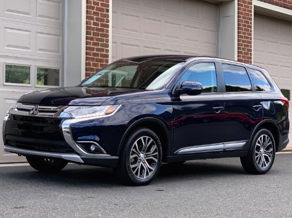 Used-2018-Mitsubishi-Outlander-SE