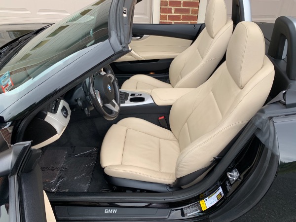 Used-2011-BMW-Z4-sDrive30i-Sport-Premium