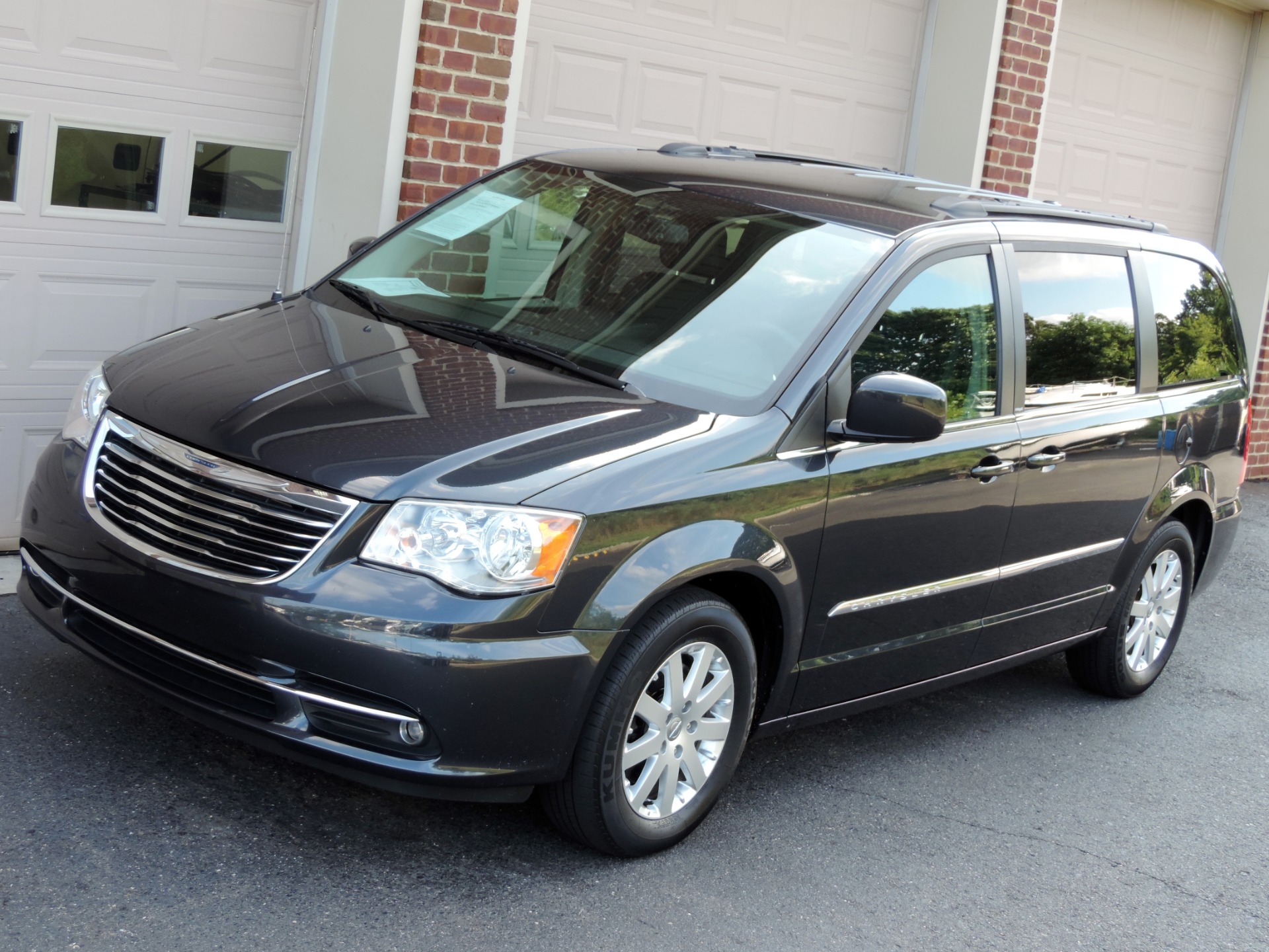 2014 Chrysler Town and Country Touring Stock 229453 for