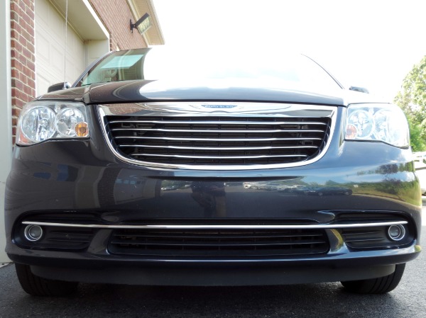 Used-2014-Chrysler-Town-and-Country-Touring