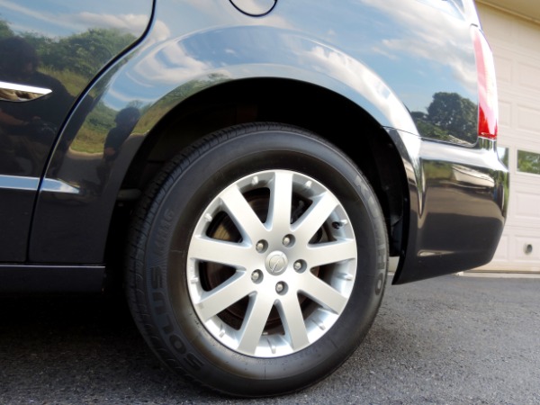 Used-2014-Chrysler-Town-and-Country-Touring