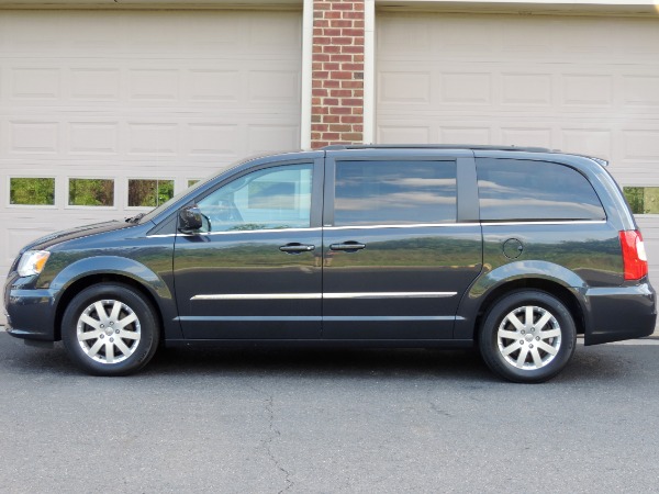 Used-2014-Chrysler-Town-and-Country-Touring