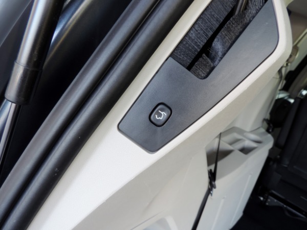 Used-2014-Chrysler-Town-and-Country-Touring
