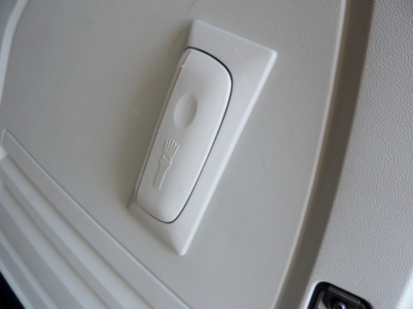 Used-2014-Chrysler-Town-and-Country-Touring