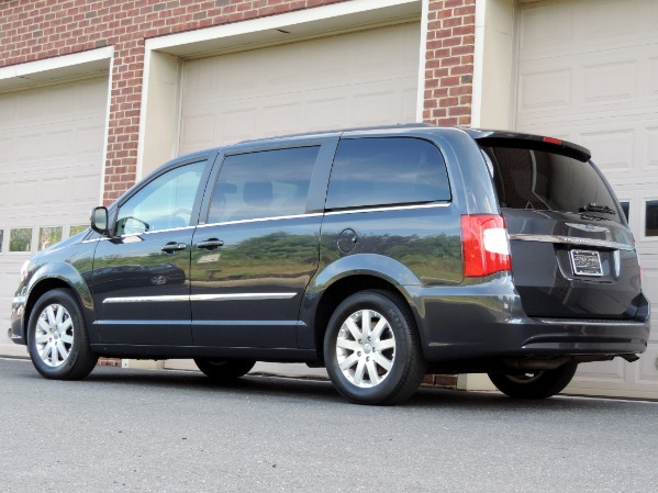 Used-2014-Chrysler-Town-and-Country-Touring