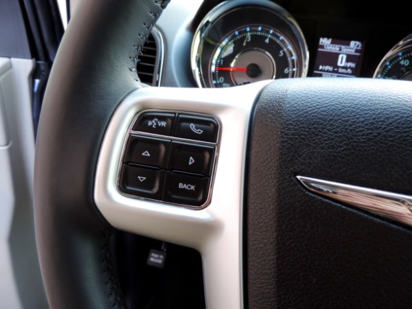 Used-2014-Chrysler-Town-and-Country-Touring
