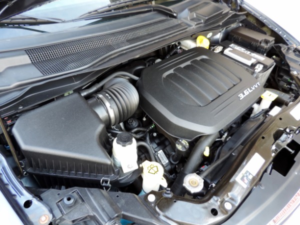 Used-2014-Chrysler-Town-and-Country-Touring