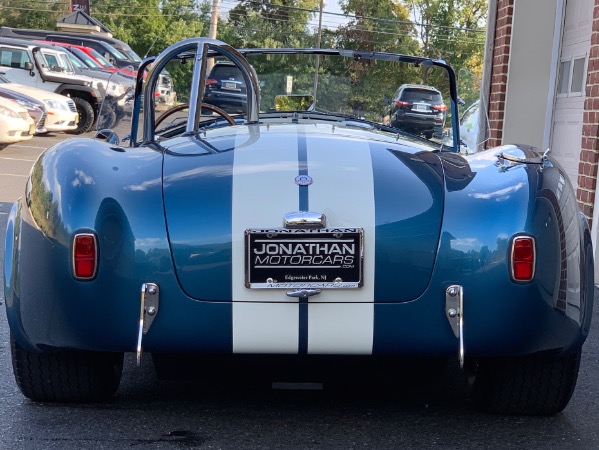 New-1965-Superformance-Mark-III-Cobra