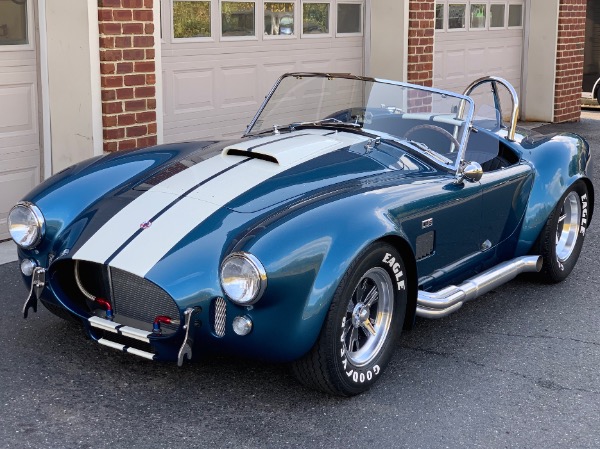 New-1965-Superformance-Mark-III-Cobra