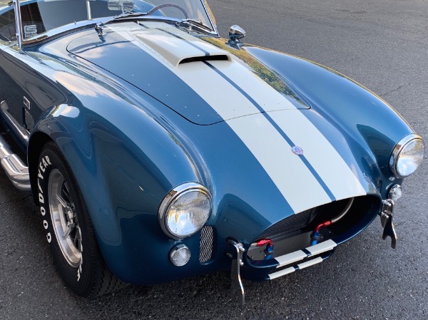 New-1965-Superformance-Mark-III-Cobra