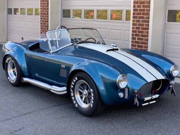 New-1965-Superformance-Mark-III-Cobra