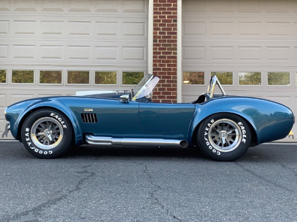 New-1965-Superformance-Mark-III-Cobra