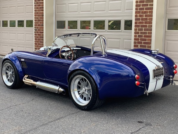 New-1965-Backdraft-Racing-Cobra-Roadster