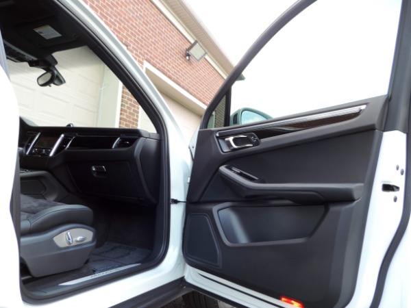 Used-2015-Porsche-Macan-S