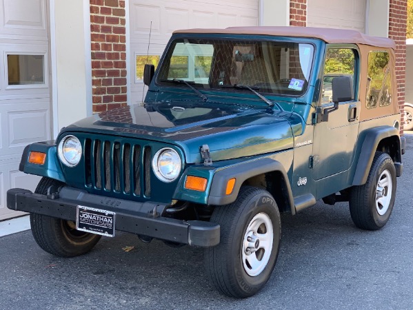 Used-1997-Jeep-Wrangler-SE