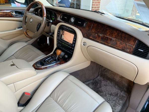 Used-2007-Jaguar-XJ-Series-Super-V8