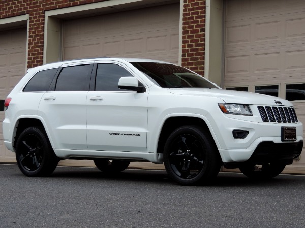 Used-2015-Jeep-Grand-Cherokee-Altitude