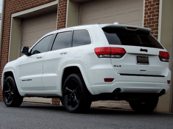 Used-2015-Jeep-Grand-Cherokee-Altitude