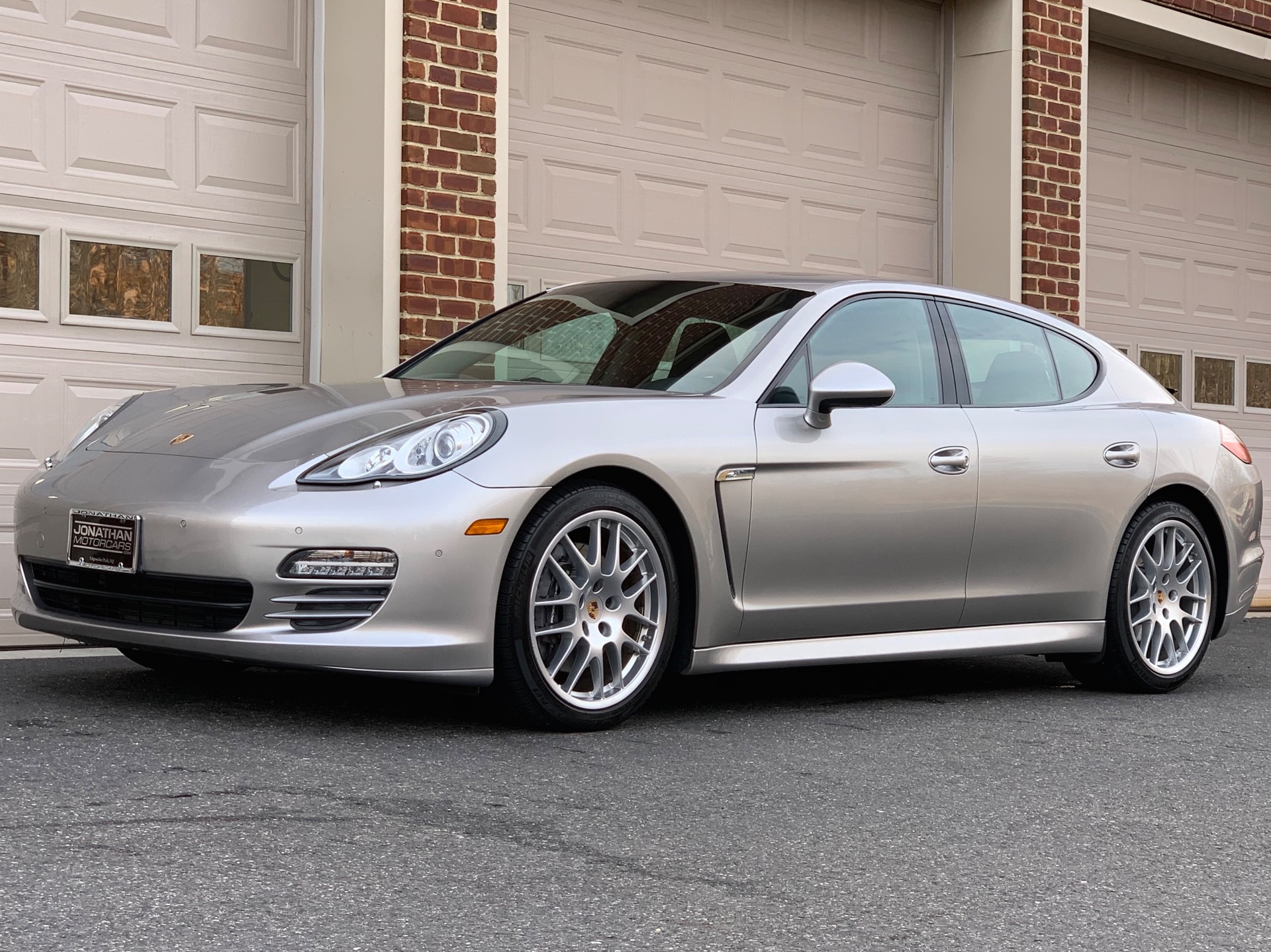 2013 Porsche Panamera 4 Stock # 017552 for sale near