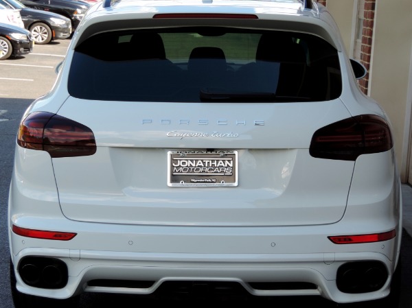 Used-2016-Porsche-Cayenne-Turbo