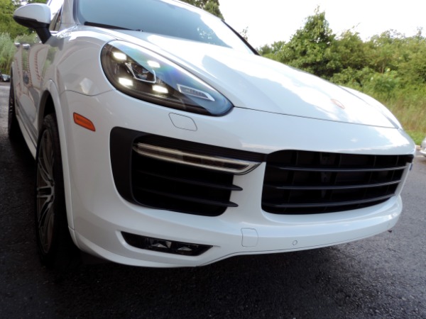 Used-2016-Porsche-Cayenne-Turbo