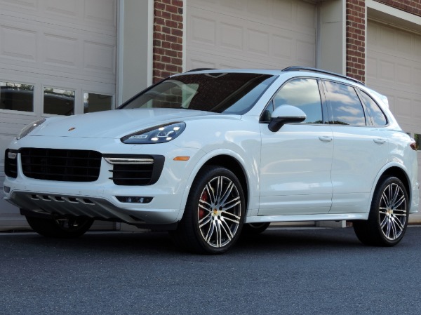 Used-2016-Porsche-Cayenne-Turbo