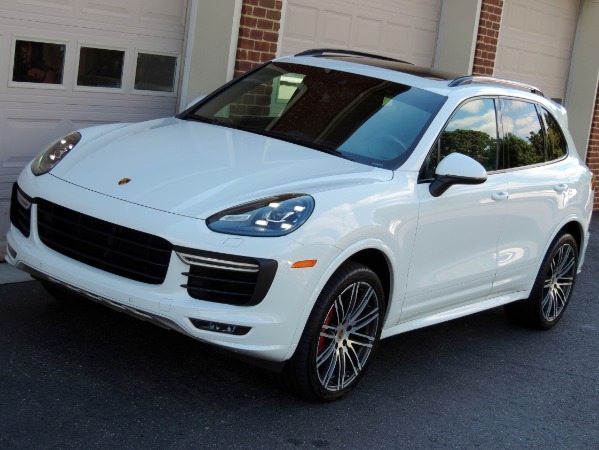 Used-2016-Porsche-Cayenne-Turbo