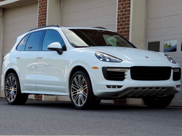 Used-2016-Porsche-Cayenne-Turbo