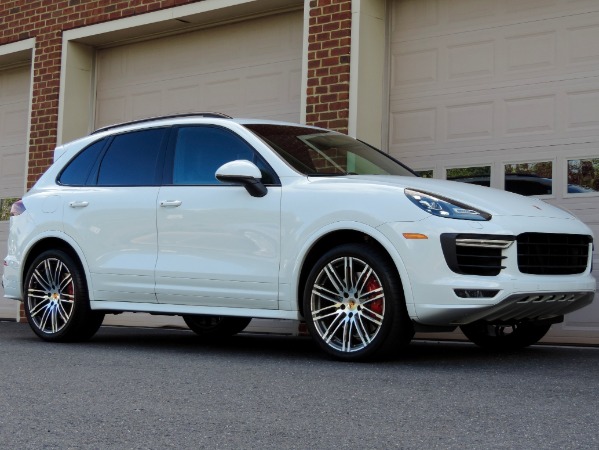 Used-2016-Porsche-Cayenne-Turbo