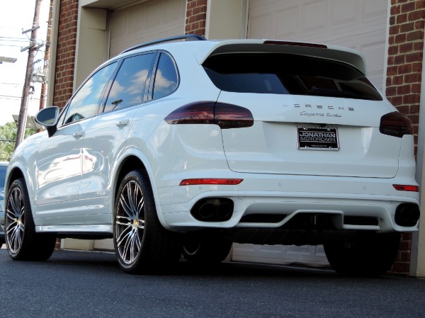 Used-2016-Porsche-Cayenne-Turbo